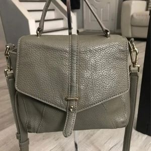 ☘In search of 🍀 Tory Burch small crossbody
